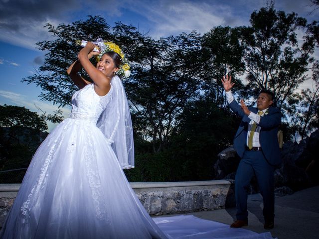 La boda de Eric y Erika en Teloloapan, Guerrero 12