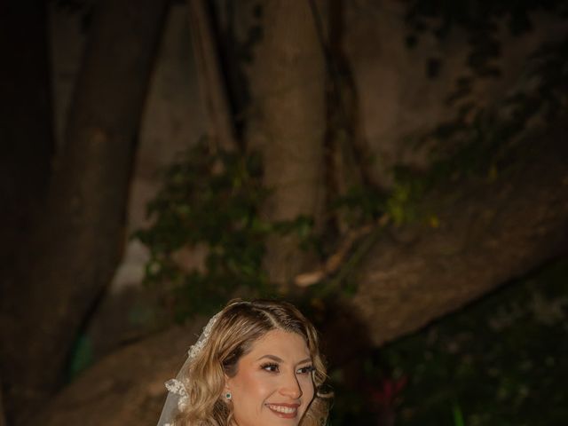 La boda de Emmanuel y Cristina en Coacalco, Estado México 4