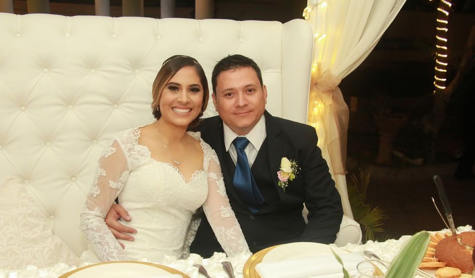 La boda de Hector  y Nadia en La Paz, Baja California Sur