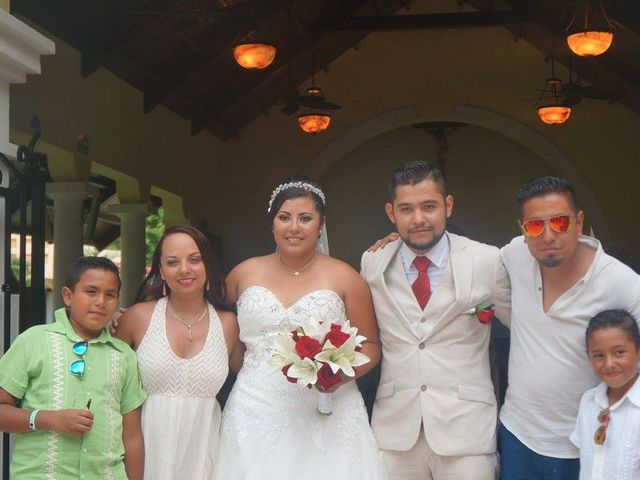 La boda de Salvador y Itzel en Bahía de Banderas, Nayarit 11