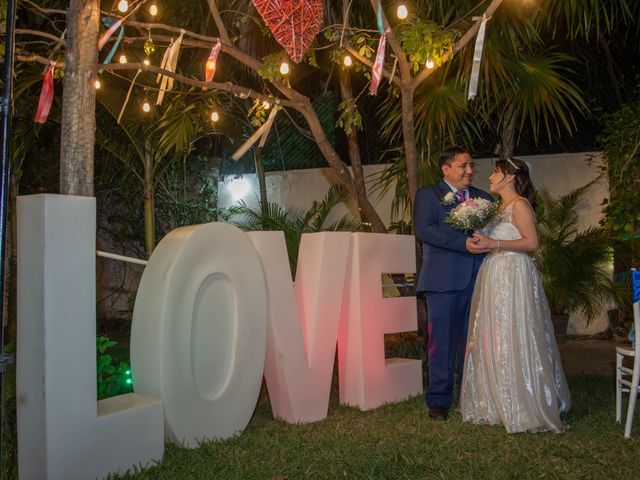 La boda de Alejandro  y Claudia  en Cancún, Quintana Roo 11