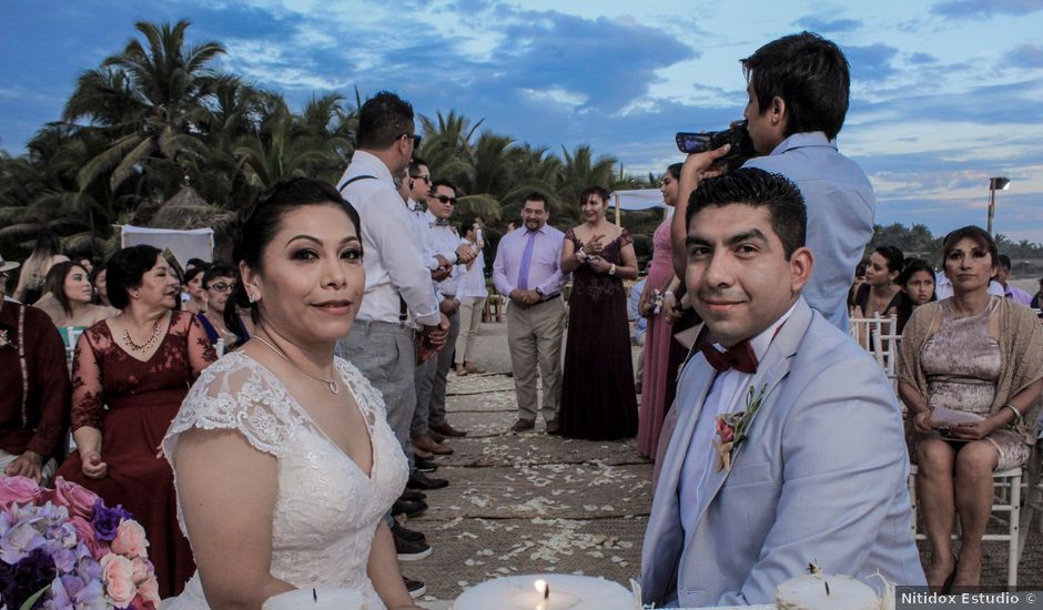 La boda de Javier y Ara en Acapulco, Guerrero