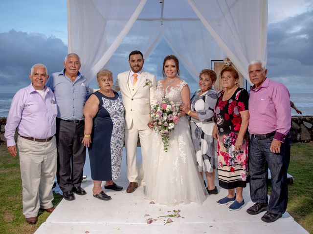 La boda de Fernando y Paola en Acapulco, Guerrero 40