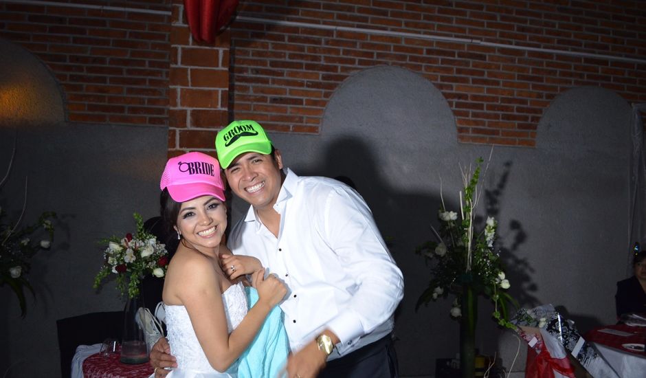 La boda de Luis Antonio y Mariana en San José Iturbide, Guanajuato