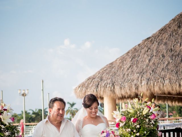La boda de Gibran y Sara en Ixtapa Zihuatanejo, Guerrero 12