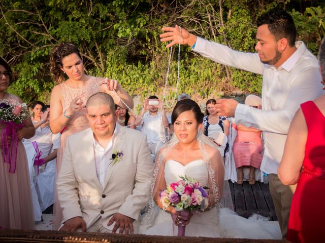 La boda de Gibran y Sara en Ixtapa Zihuatanejo, Guerrero 15