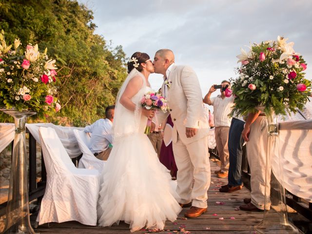 La boda de Gibran y Sara en Ixtapa Zihuatanejo, Guerrero 25