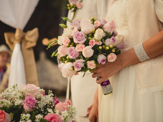 La boda de Cristy y Pablo en Ixtapa Zihuatanejo, Guerrero 14