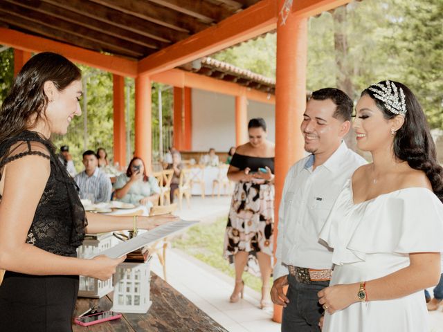 La boda de Miguel y Pilar en Comala, Colima 8