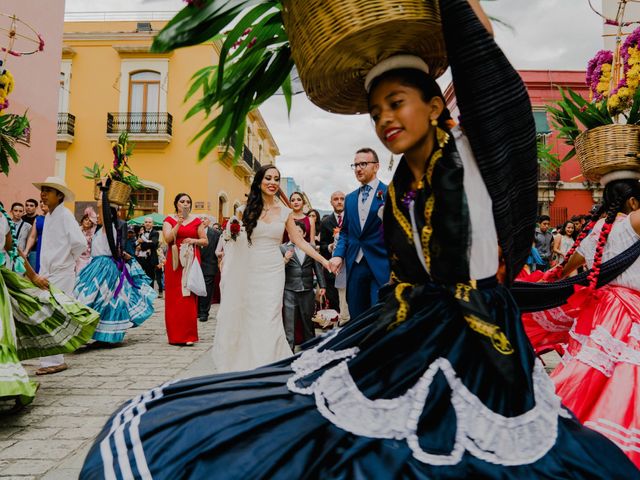 La boda de José María y Claudia en Oaxaca, Oaxaca 19