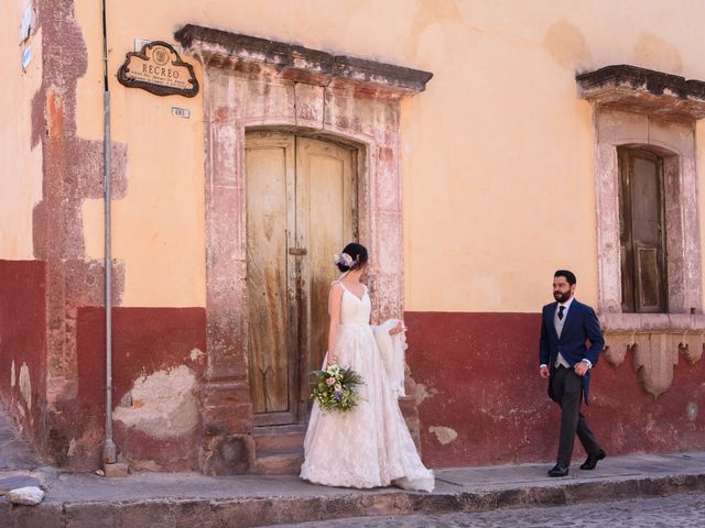 La boda de Santiago y Marisol en Guanajuato, Guanajuato 15