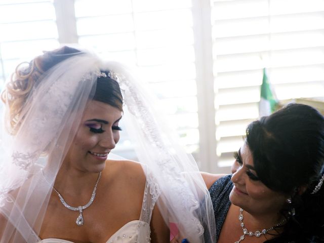 La boda de Raul y Yesenia en Tijuana, Baja California 6