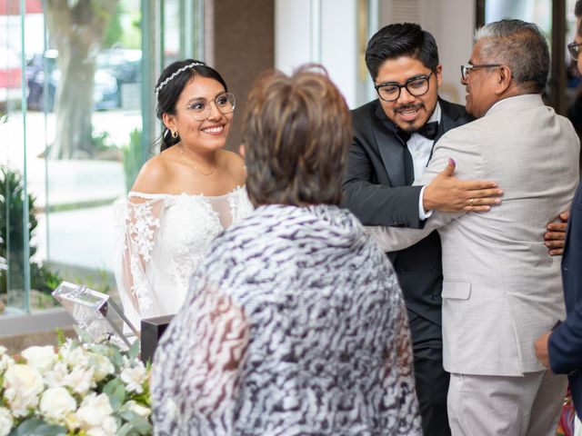 La boda de Javier y Viridiana en San Sebastián Tutla, Oaxaca 16