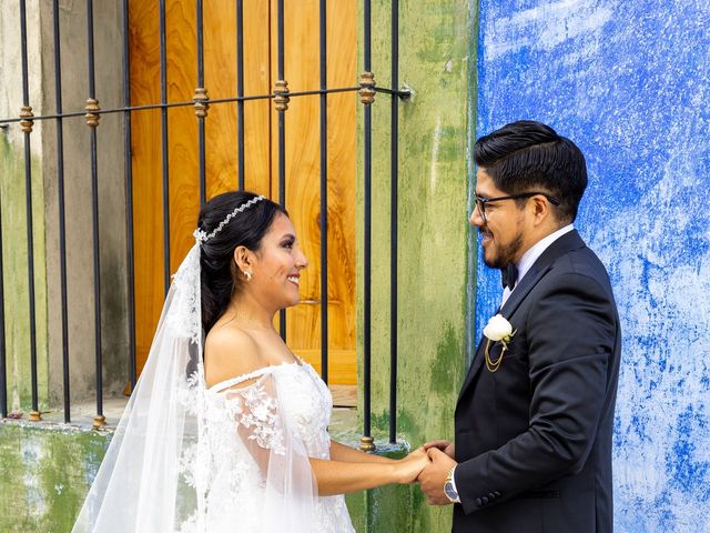 La boda de Javier y Viridiana en San Sebastián Tutla, Oaxaca 7