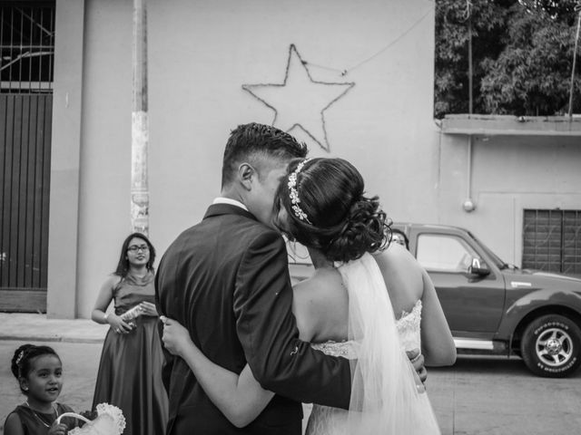 La boda de Erik y Arcelia en Chahuites, Oaxaca 23