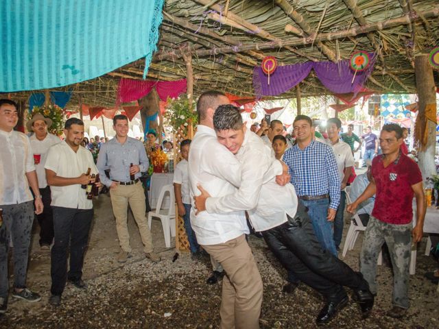 La boda de Erik y Arcelia en Chahuites, Oaxaca 77