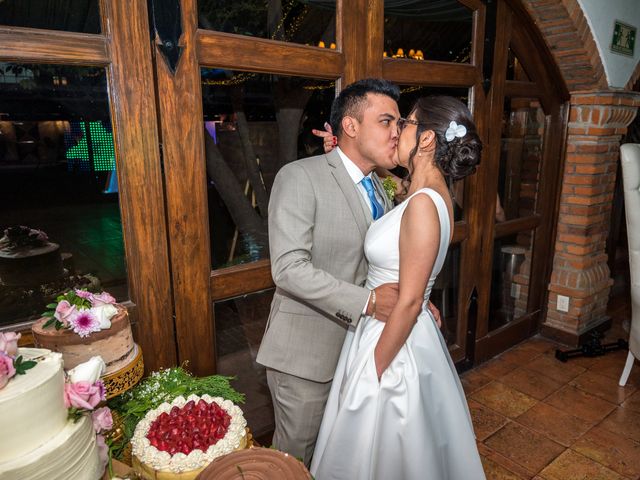 La boda de Antonio y Areli  en Naucalpan, Estado México 2