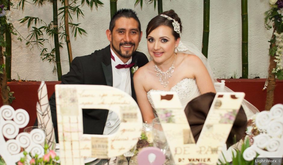 La boda de Francisco y Vanessa en Toluca, Estado México