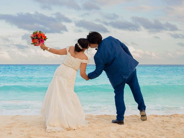 La boda de Alfredo y Cecilia en Cancún, Quintana Roo 2