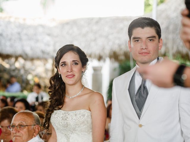 La boda de Omar y Lore en Tequesquitengo, Morelos 61