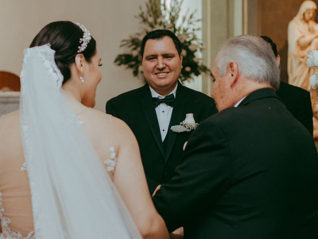 La boda de Juan Carlos y Alejandra Villaseñor en Mexicali, Baja California 40