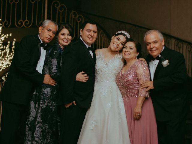 La boda de Juan Carlos y Alejandra Villaseñor en Mexicali, Baja California 68