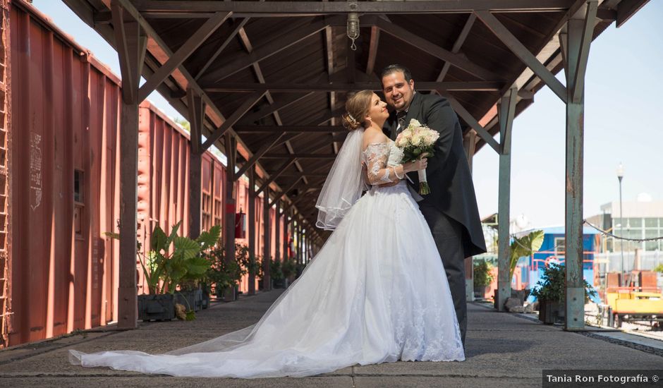 La boda de Adrian y Nora en Aguascalientes, Aguascalientes