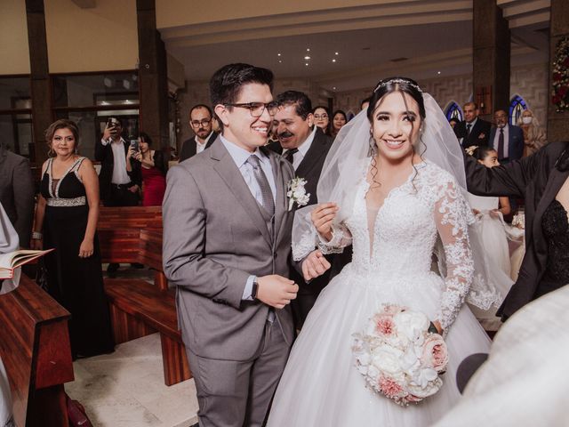 La boda de Javier y Claudia en Zapopan, Jalisco 16