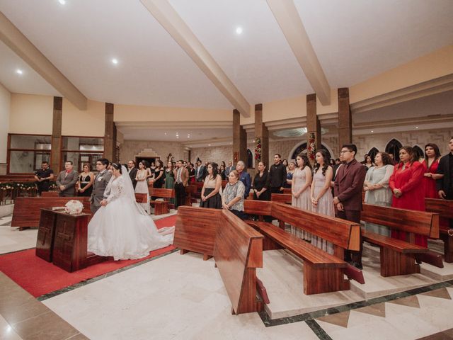 La boda de Javier y Claudia en Zapopan, Jalisco 24