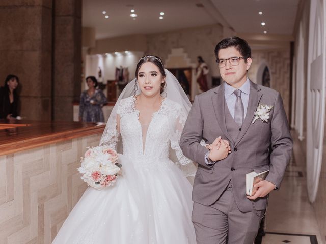 La boda de Javier y Claudia en Zapopan, Jalisco 30