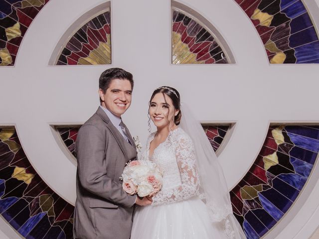 La boda de Javier y Claudia en Zapopan, Jalisco 31