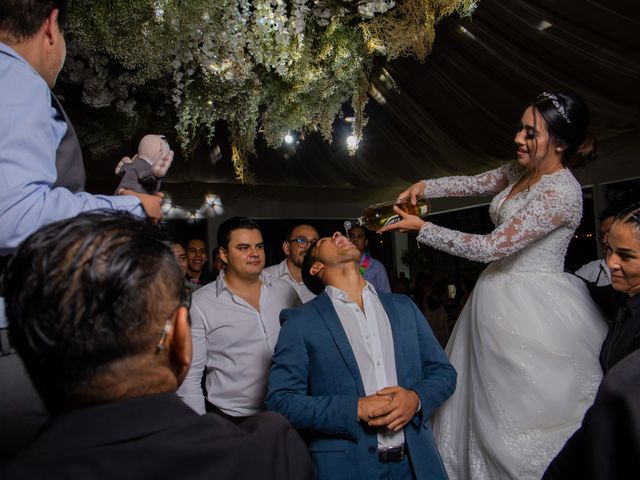 La boda de Javier y Claudia en Zapopan, Jalisco 76