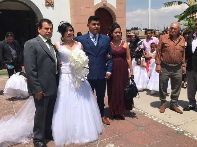 La boda de Marcos y Arely en Chimalhuacán, Estado México 4