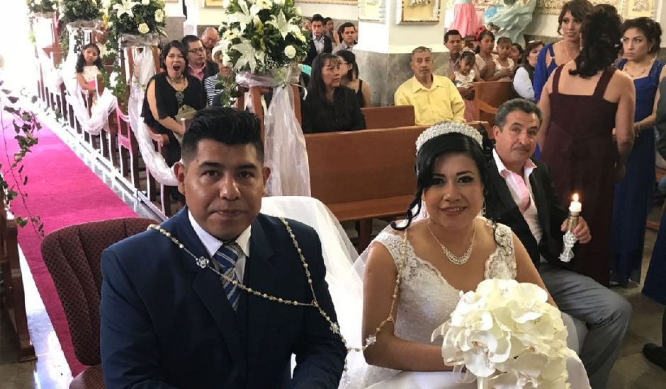 La boda de Marcos y Arely en Chimalhuacán, Estado México