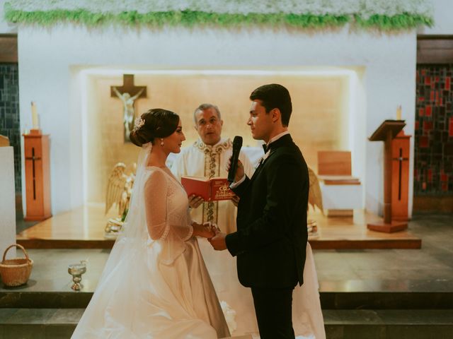 La boda de Raúl y Gabriela en Tlajomulco de Zúñiga, Jalisco 35