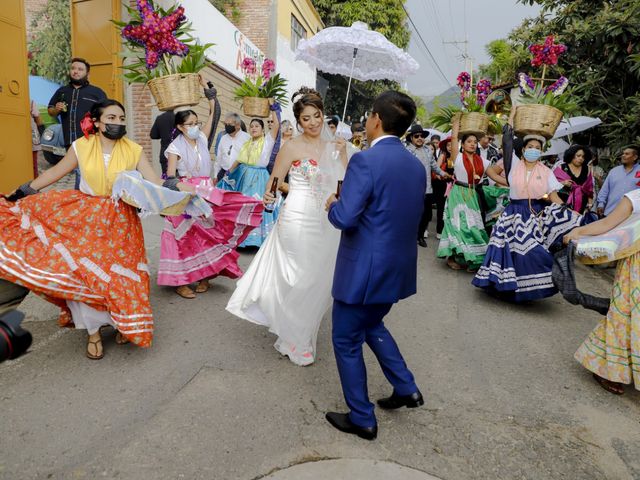 La boda de Rosendo y Laura en San Agustín Etla, Oaxaca 6