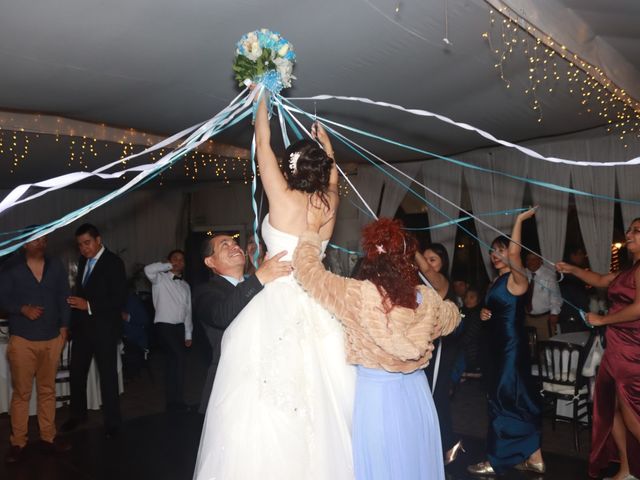La boda de Francisco  y Elizabeth  en Iztapalapa, Ciudad de México 10