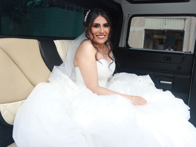 La boda de Francisco  y Elizabeth  en Iztapalapa, Ciudad de México 11