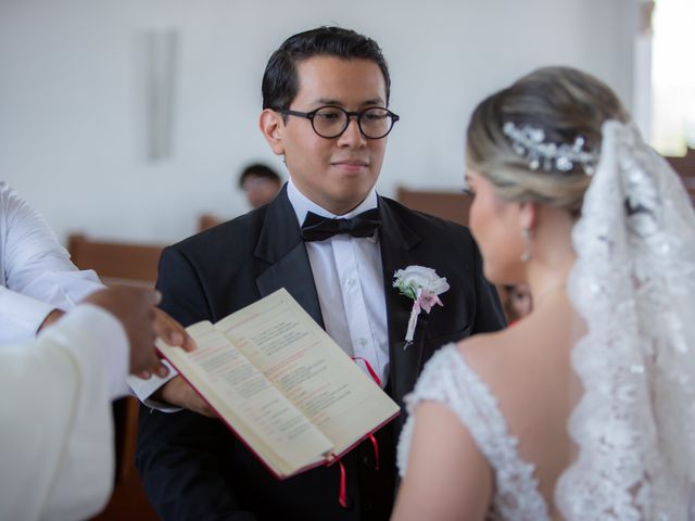 La boda de Omar y Irais en Boca del Río, Veracruz 49