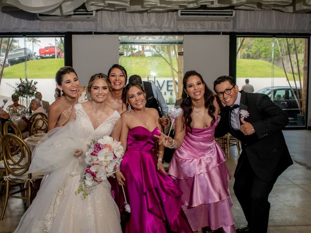 La boda de Omar y Irais en Boca del Río, Veracruz 70