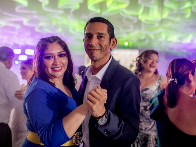 La boda de Omar y Irais en Boca del Río, Veracruz 122