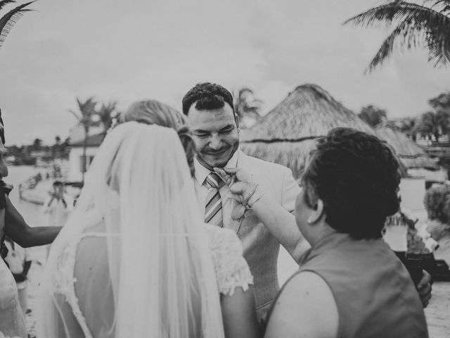 La boda de Ricardo y Sara en Cancún, Quintana Roo 32