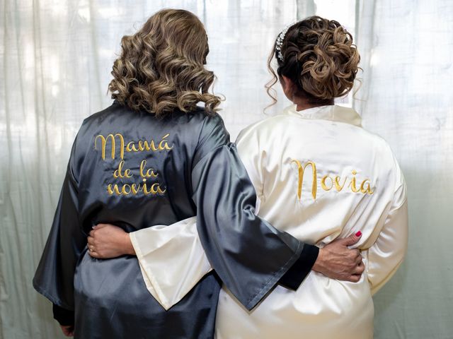 La boda de Omar y Rubi en Gustavo A. Madero, Ciudad de México 24