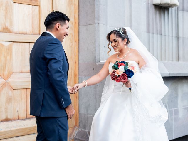 La boda de Omar y Rubi en Gustavo A. Madero, Ciudad de México 32