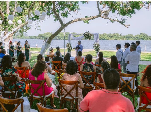 La boda de Antonio y Fanny en Coatzacoalcos, Veracruz 27