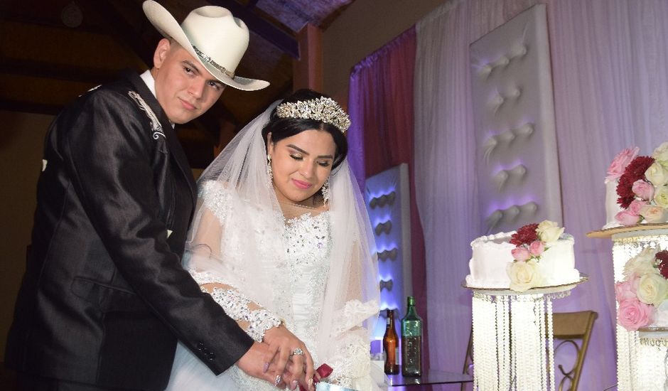 La boda de Arturo y Esmeralda en Matamoros, Tamaulipas