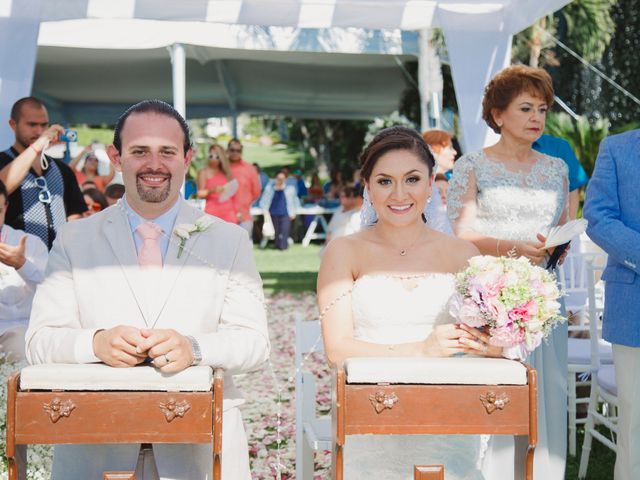 La boda de Marco y Ana en Tequesquitengo, Morelos 30
