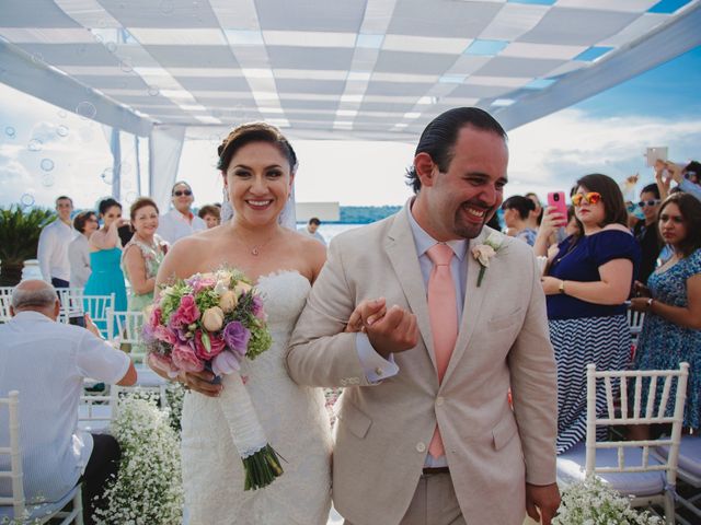 La boda de Marco y Ana en Tequesquitengo, Morelos 34