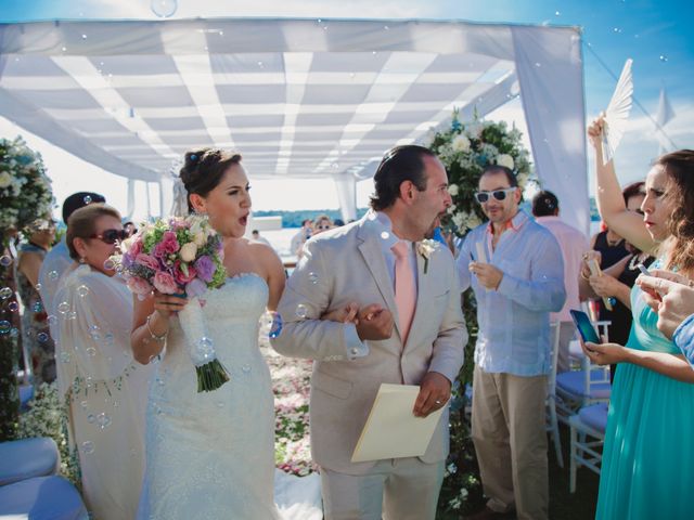 La boda de Marco y Ana en Tequesquitengo, Morelos 35