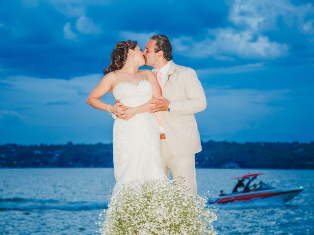 La boda de Marco y Ana en Tequesquitengo, Morelos 42